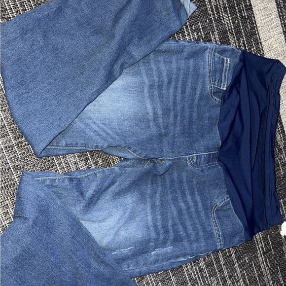 Denim - Blue Skinny Jeans with Classic Denim Style